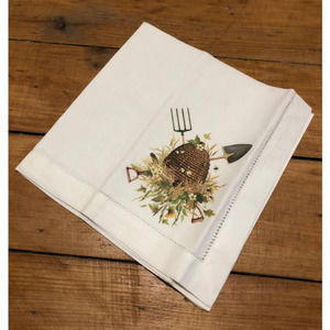 Vintage Cloth Napkins Beehive Beekeeper set of 6 17"  x 17"